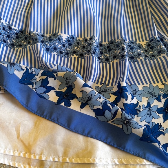 Draper James blue and white dress-Size 12-DARLING dress! - Picture 5 of 6